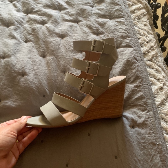 Wedges - Picture 2 of 5